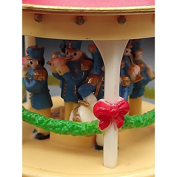 Vintage Plastic Gazebo Christmas Band Ornament 1992 - Picture 9 of 9